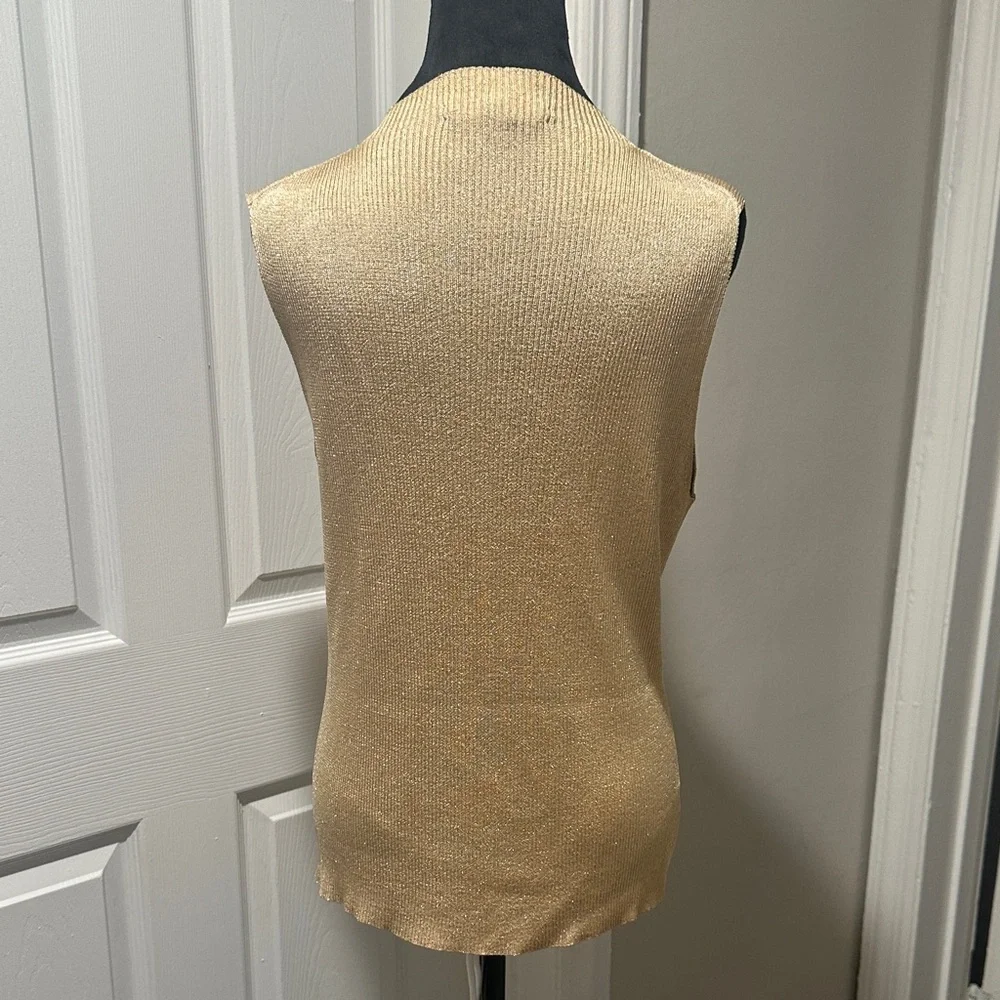 ☀️Gold Sleeveless Knit Top☀️ - Picture 4 of 5
